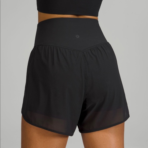 lululemon Nulu and Mesh High-Rise Yoga Short 3.5" in Black Size 4 New NWT - Picture 14 of 16